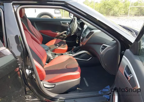 2012 Hyundai Veloster Base W/Red/Black из США, поврежденный, VIN KMHTC6ADXCU053810